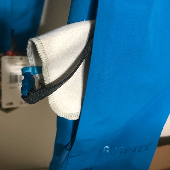 The north face powder guide jacket - Picture 7 of 8